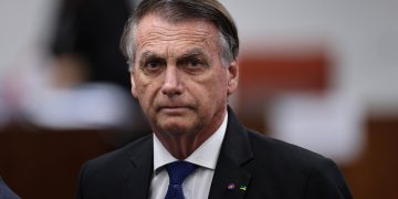 STF conclui julgamento de Bolsonaro e mais 7 por golpe e Lula aciona Brics sobre tarifaço