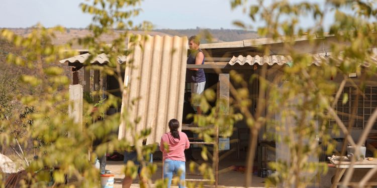 STF ordena que famílias da Antinha de Baixo tenham suas casas de volta