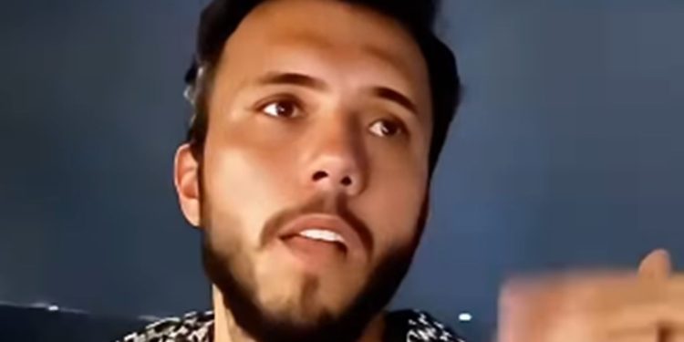 Ativista do DF grava vídeo após drone atacar barco a caminho de Gaza