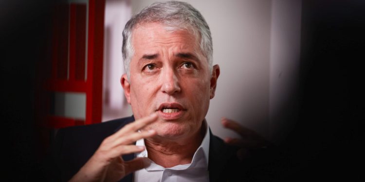 “Auditores abriram guerra contra mim”, diz secretário na mira do MP