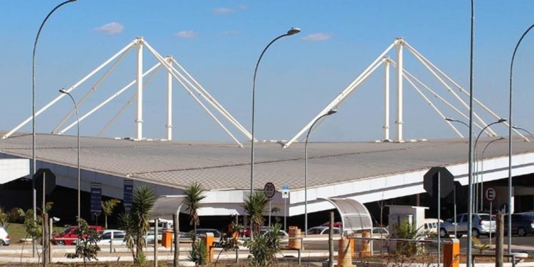 Passageiro será indenizado em R$ 7 mil após queda em rodoviária no DF