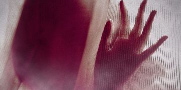 Professor é preso por pedir nudes de alunas em troca de boas notas