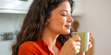 Chá anti-inflamatório ajuda a emagrecer e alivia sintoma respiratório