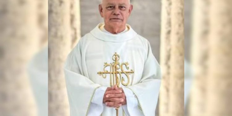 Veja quem é o novo padre de igreja onde pároco foi flagrado com noiva