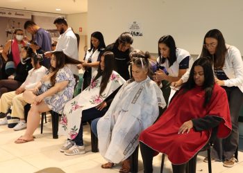 DPDF promove Dia da Mulher com serviços gratuitos no Outubro Rosa