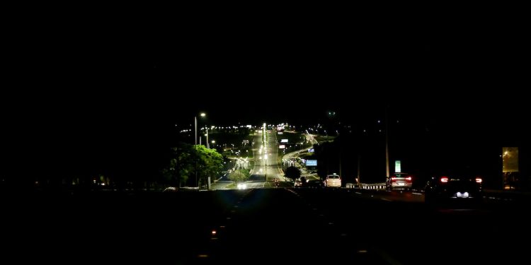 Apagão na madrugada durou 35 minutos e afetou 300 mil pessoas no DF