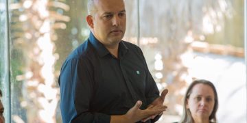 Empresas fantasmas de político réu por lavagem de dinheiro seguem ativas