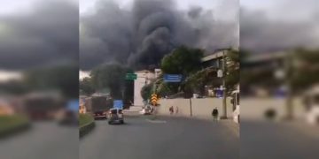 Confronto intenso com tiroteio entre polícia e criminosos afeta Avenida Brasil