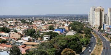 Nova lei permite comércios em áreas residenciais do Guará. Entenda