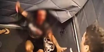 Policiais são afastados por agredir homem que socou mulher em elevador