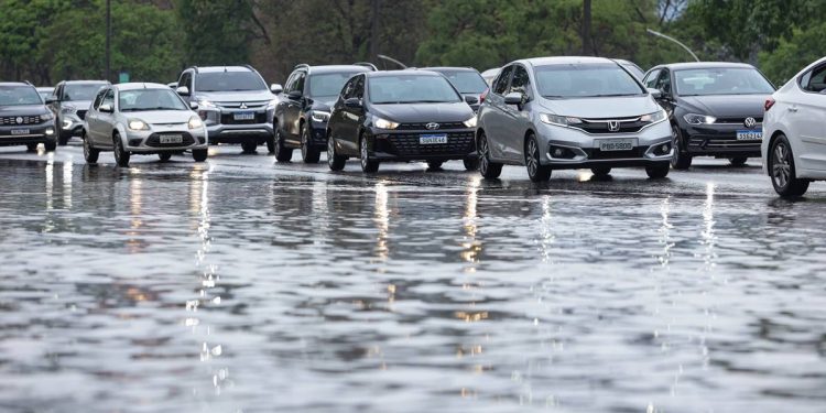 Fim de semana tem alerta de tempestade e granizo no DF; veja previsão