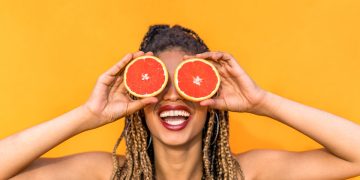 Xô, mau humor! Saiba como melhorar seu bem-estar com a alimentação