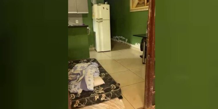 Mulher que matou enteada de 7 anos fumou cigarro antes de se entregar