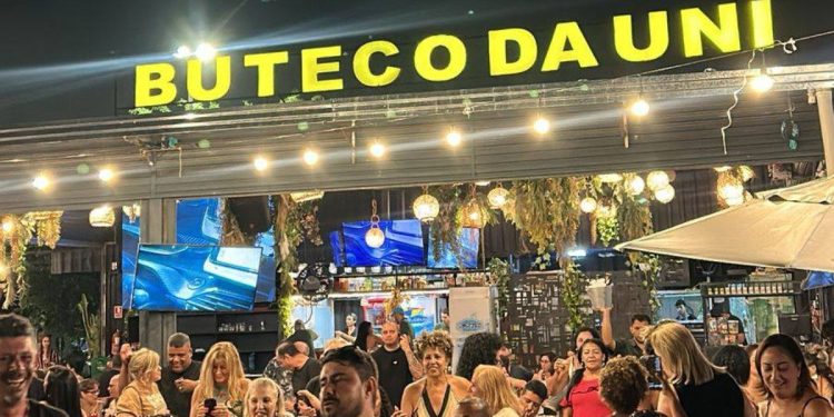 Bar derrubado pelo DF Legal era famoso pelas rodas de samba e pagode