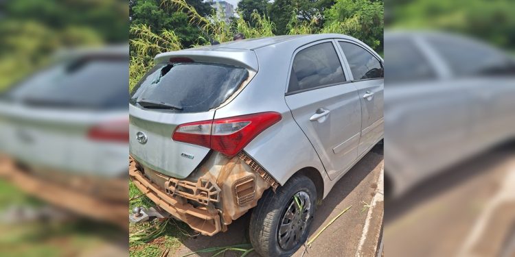 Homem tenta matar ex em ribanceira, é preso e foge ao sair de viatura