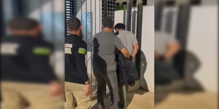 Homem é preso após ameaçar a ex de morte: “Uma hora tu vai achar”