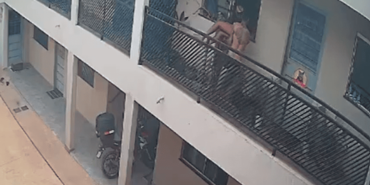 Vídeo inédito: feminicida executa namorada e foge para o Paraguai