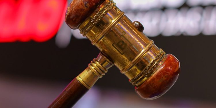 Carro, jet-ski e helicóptero: PMDF anuncia leilão de viaturas. Veja