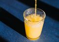 Receita de suco para dormir melhor: nutri ensina mistura para relaxar