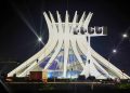 Catedral de Brasília fica no escuro após ser alvo de vandalismo