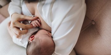 Brasil elimina transmissão vertical de HIV, da mãe para o bebê