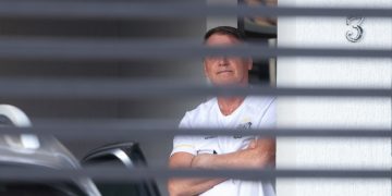 GDF suspende conselheiro que pediu para visitar cela de Bolsonaro