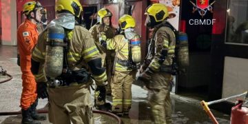 Restaurante pega fogo no DF na véspera de Natal