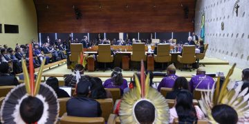 Direito indígena é moeda de troca em disputa entre Congresso e STF, diz advogado indígena