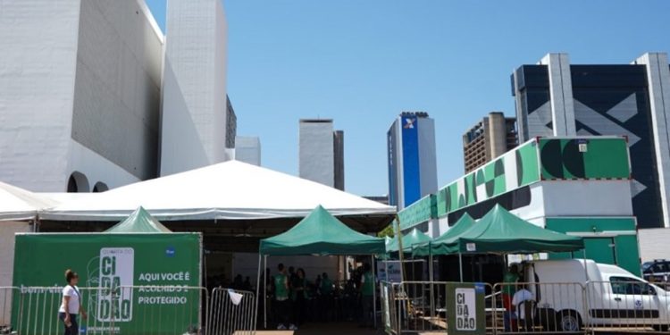 Atendimento jurídico e social: Defensoria leva serviços à Esplanada