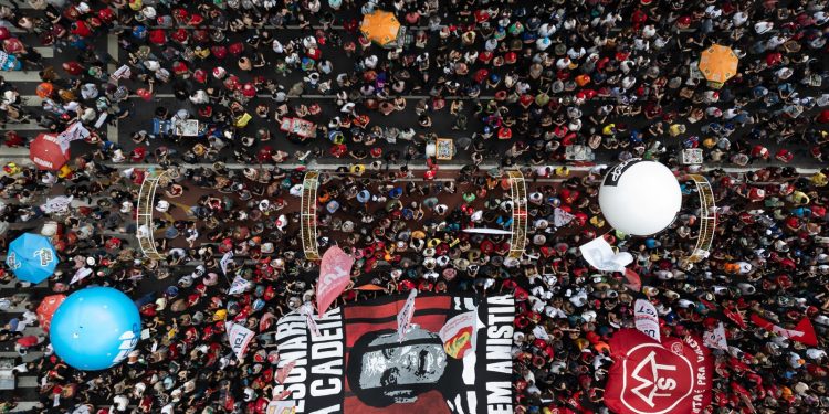 O ano em que voltamos a nos encontrar nas ruas para lutar pela vida