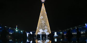 Shoppings e comércio de rua terão horários especiais no Natal; confira