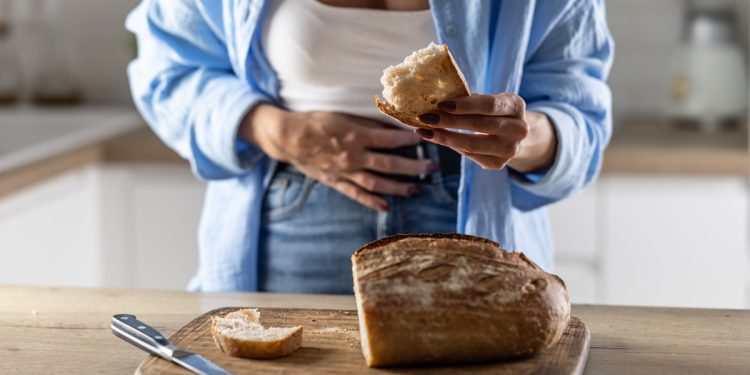 Especialistas contam quem realmente precisa tirar o glúten do cardápio