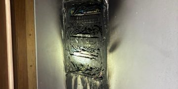 Incêndio atinge residência e vítima precisa de resgate em Águas Claras