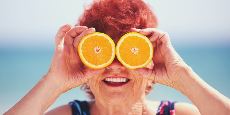 O que comer para envelhecer bem? Médicas indicam melhores alimentos