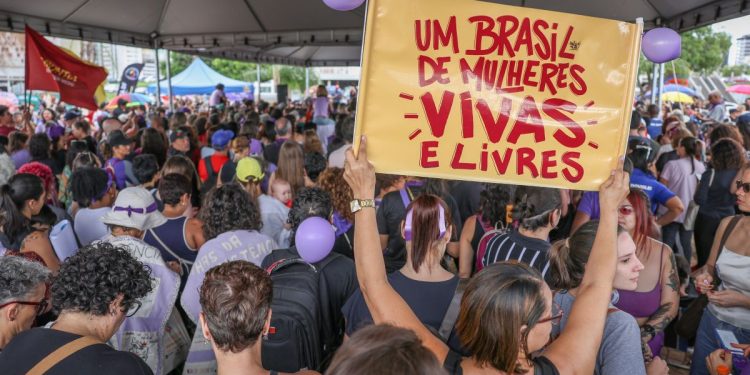 DF: ato com Janja e Anielle marca protestos contra feminicídios