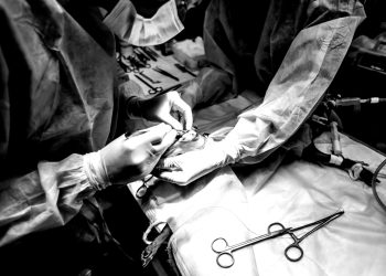 Homem morre após contrair raiva transmitida por órgão doado