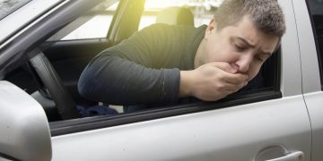 EUA aprova medicamento que promete reduzir enjoo do movimento; entenda