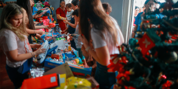 Metrópoles Run transforma o Natal de centenas de crianças com doações