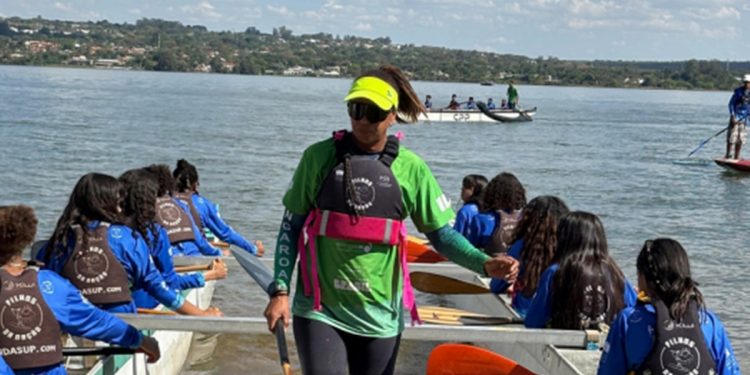 Filhas da Nação: projeto social expande esportes a remo para meninas