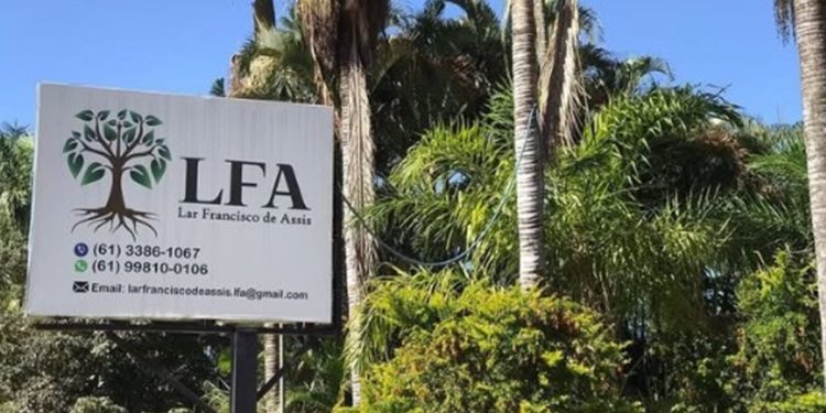 Tradicional asilo no DF declara falência e deixa idosos desamparados