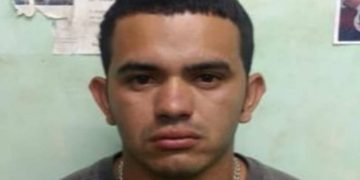 Acusado de feminicídio é condenado por júri com reviravolta em decisão