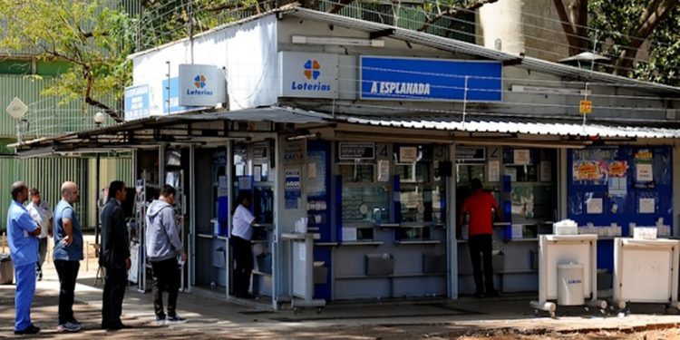 Mega-sena: três apostas do DF acertam a quina e faturam bolada. Veja