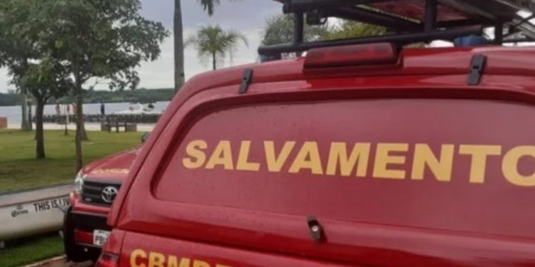 Mulher é atropelada, tem parada cardíaca e é salva pelos bombeiros