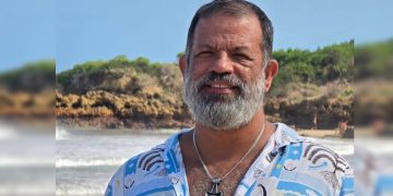 Religioso que abusou fiéis já havia perturbado adolescentes em escola