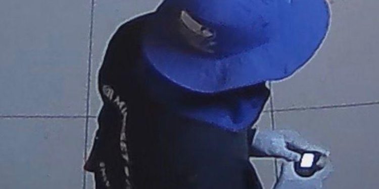 Codex: grupo hackeava portas eletrônicas para furtar celulares no DF