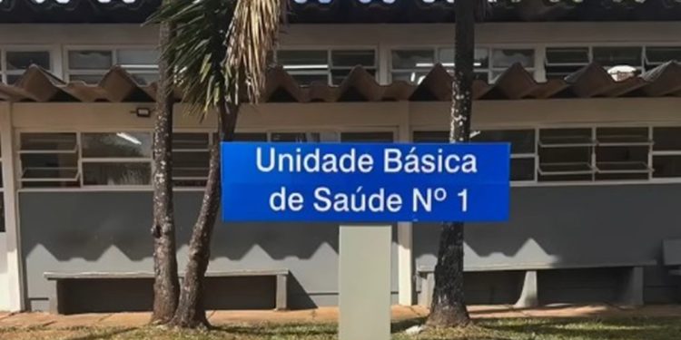 Técnica de enfermagem é agredida em UBS no DF e tem óculos quebrado