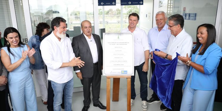 Ibaneis inaugura UBS com capacidade para atender 5,5 mil pessoas no DF