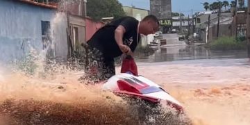 Jet ski usado em vídeo viral gravado em rua alagada de GO é apreendido