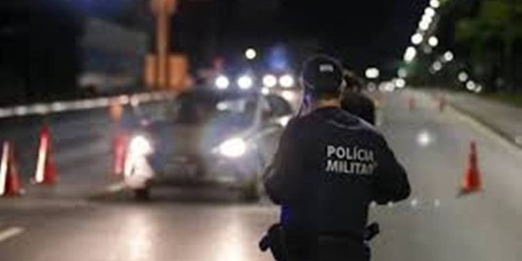 Foragido por estupro usa nome do irmão para despistar polícia, mas acaba preso