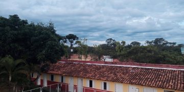 Mãe de dono de clínica denunciada por morte e tortura vira alvo do MP